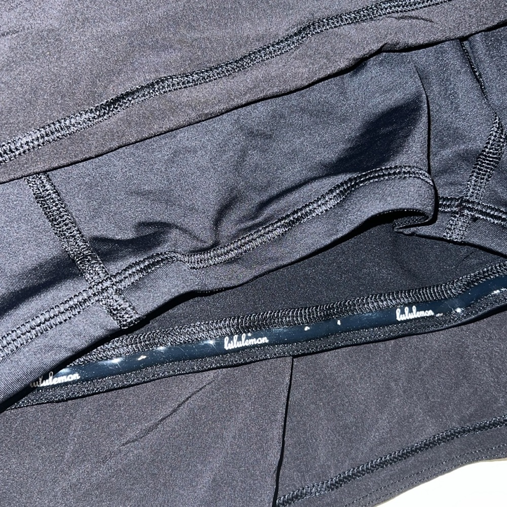Lululemon Pace Rival Skirt, Cincinnati Bearcats, Size 12 - Picture 6 of 14